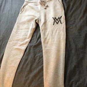 Von moger joggers